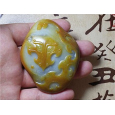 琪玉商城和田玉细腻油润苏工名家鸡油黄沁籽料天龙地虎把件143.9克WP