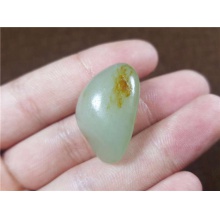 琪玉商城和田玉红皮青白籽料9.8克已配2915手链