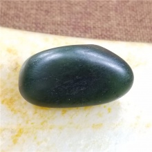 琪玉商城和田玉菠菜绿碧玉籽料23.8克，玉友已结缘0701！
