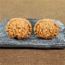 琪玉商城野生麒麟纹高端文玩核桃